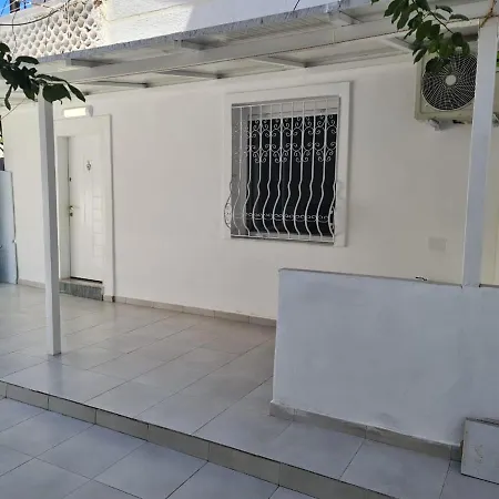Vasili's Sarande